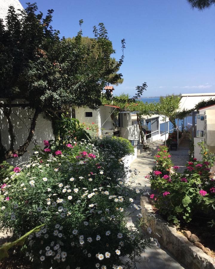 Rosys Little Village Скала Экстерьер фото