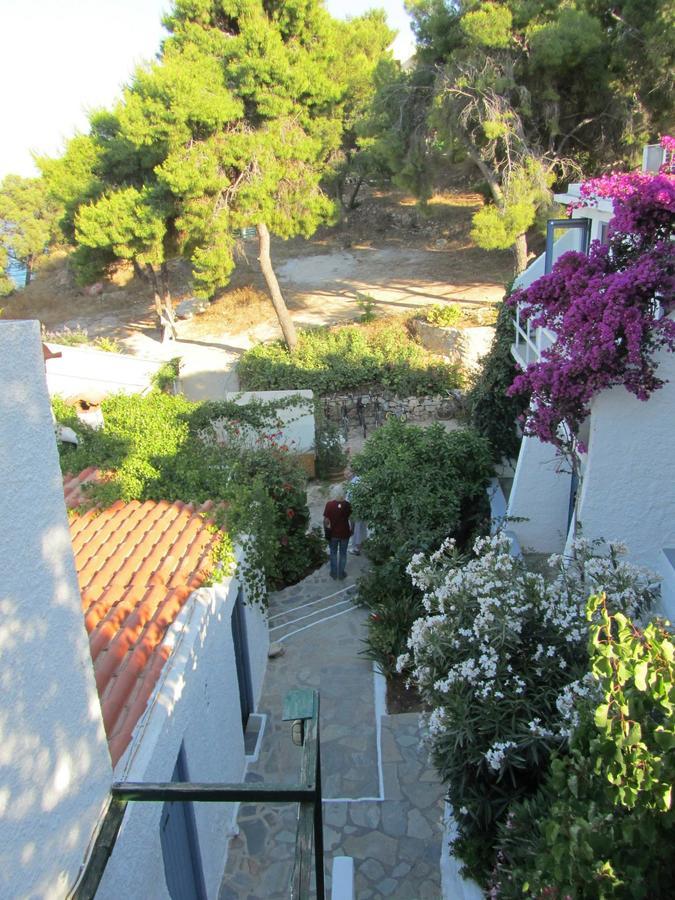 Rosys Little Village Скала Экстерьер фото